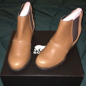 Joan of Arctic Wedge II Chelsea